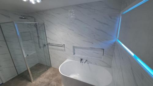 full bathroom reno sydney